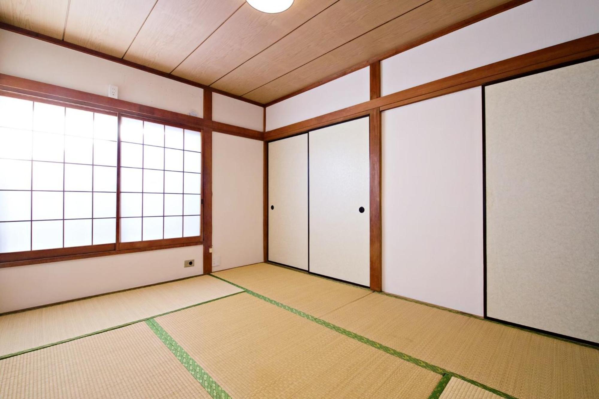 Appartement 梅屋敷貸戸建 *