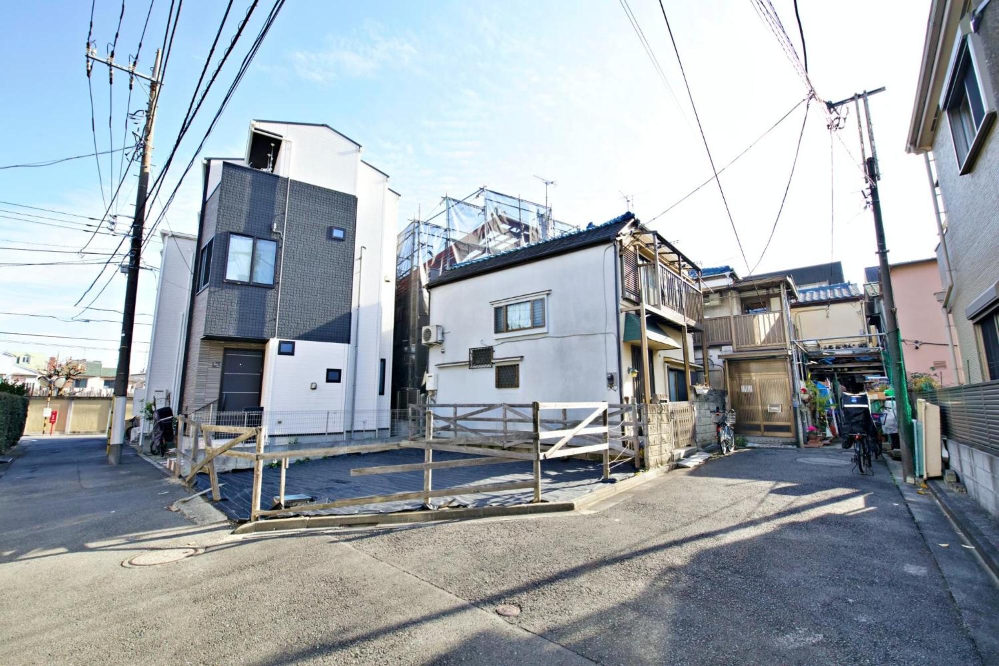 Appartement 梅屋敷貸戸建 *